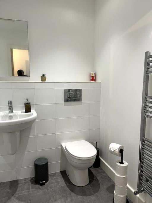 Modern 1 Bedroom Serviced Apartment - Near City Centre Doncaster Luaran gambar